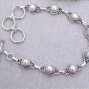 Elegant Silver Pearl Bracelet